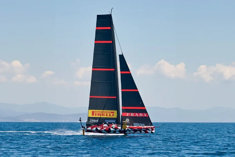 Nápoles será palco da America's Cup em 2027, marcando estreia da competição na Itália